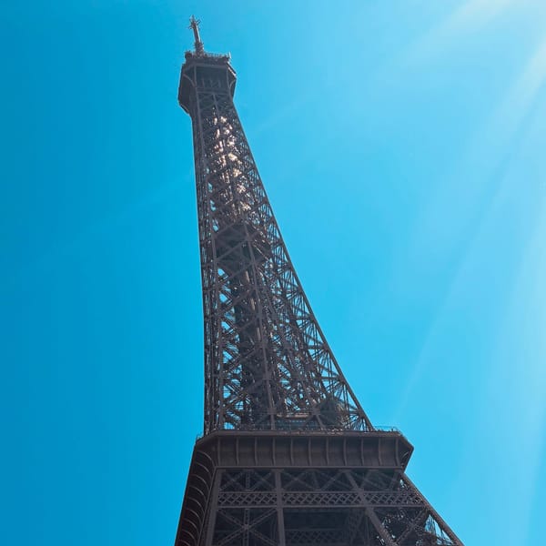 FindR Pop-Up Store at the Eiffel Tower: A summer connecting the world